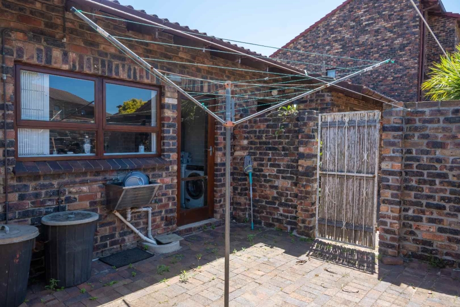 3 Bedroom Property for Sale in Greenacres Eastern Cape